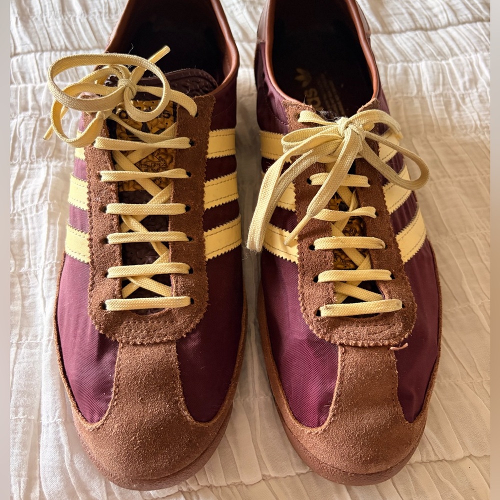 adidas WS
SL 72 OG "Maroon/Preloved Brown" sneakers